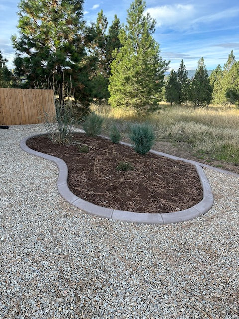 Classic Slant Trowel Curb