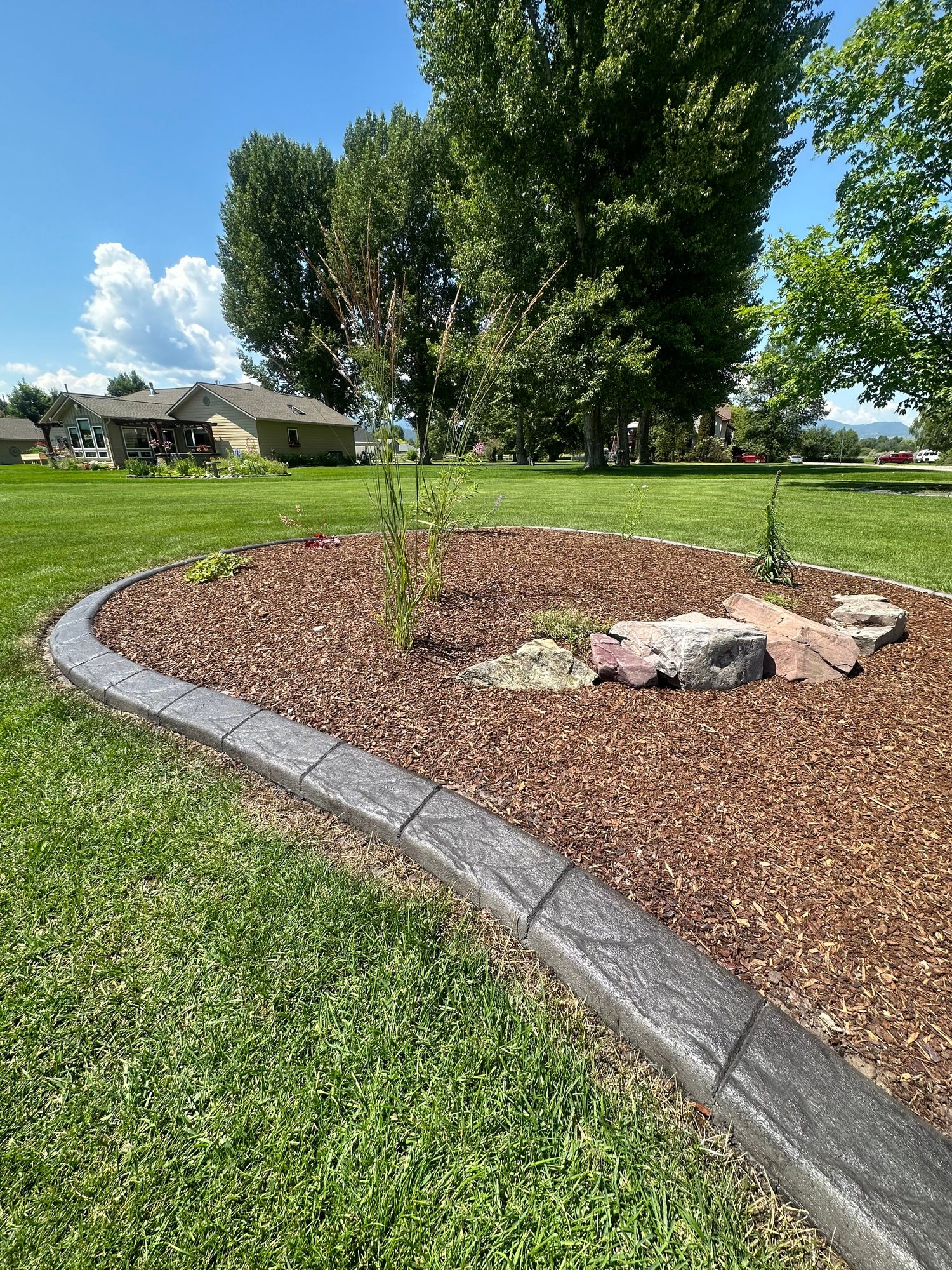 Rolled Texture Curb