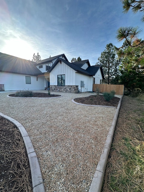 Classic Slant Trowel Curb