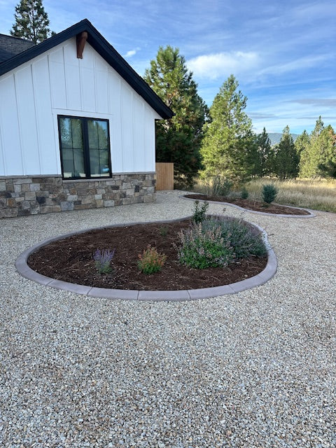 Classic Slant Trowel Curb